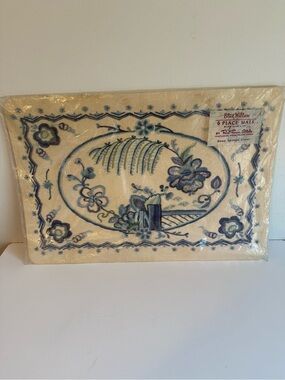 Vintage Red Farm Studio Blue Willow Placemats Set of 6 Unused 11.5x17